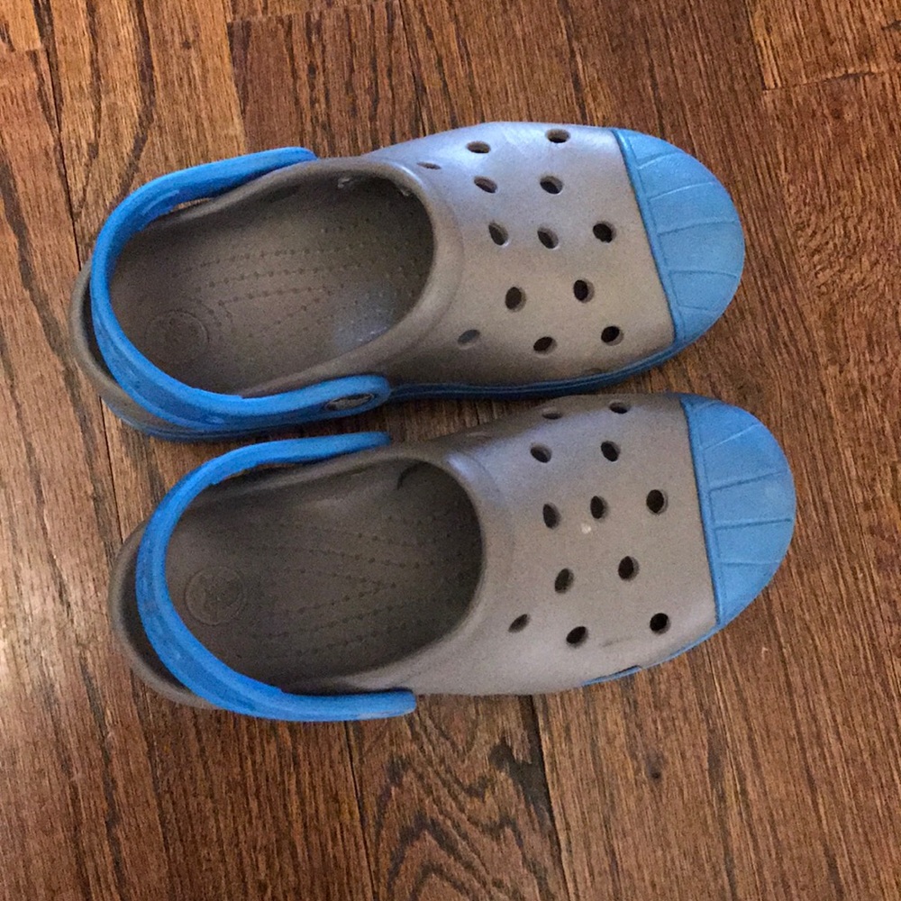 Boys shoes